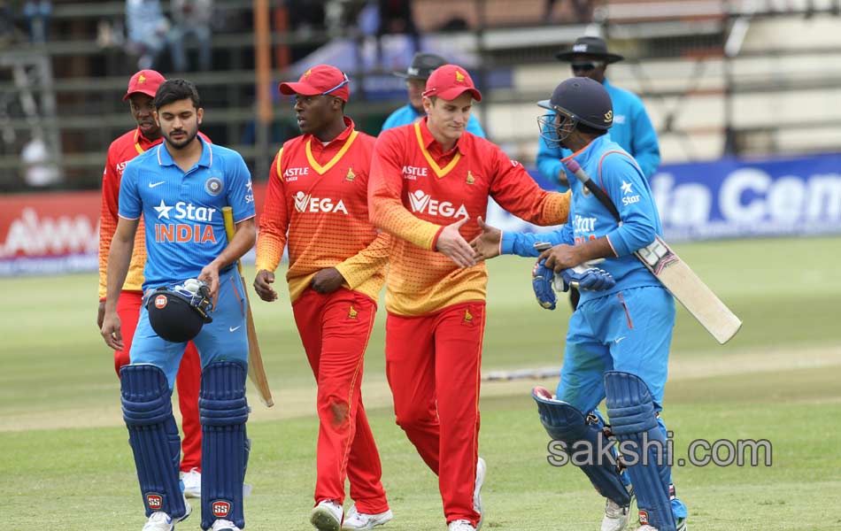 india beats zimbabwe in second one day achives series by 2 015