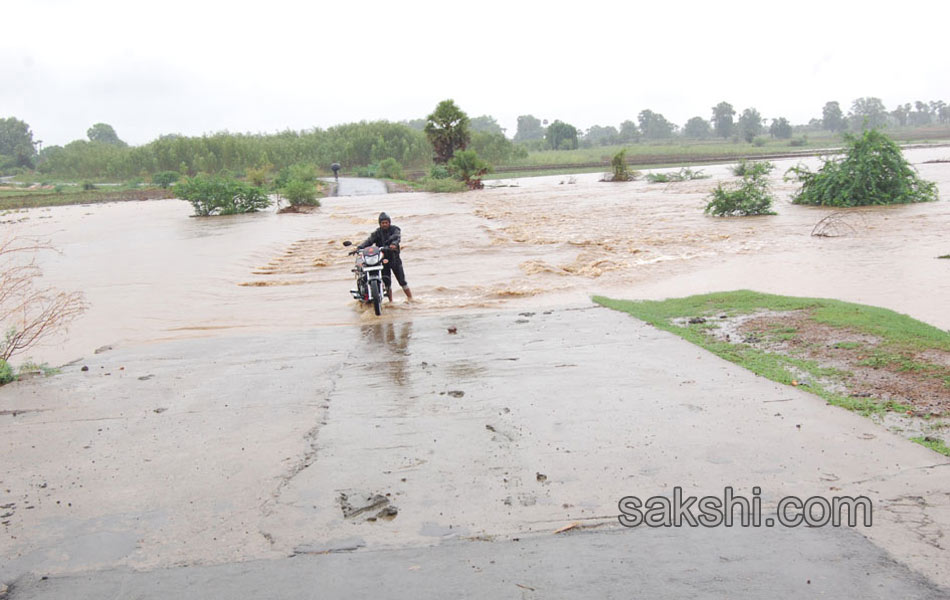 hevy rain in ap and Telangana1