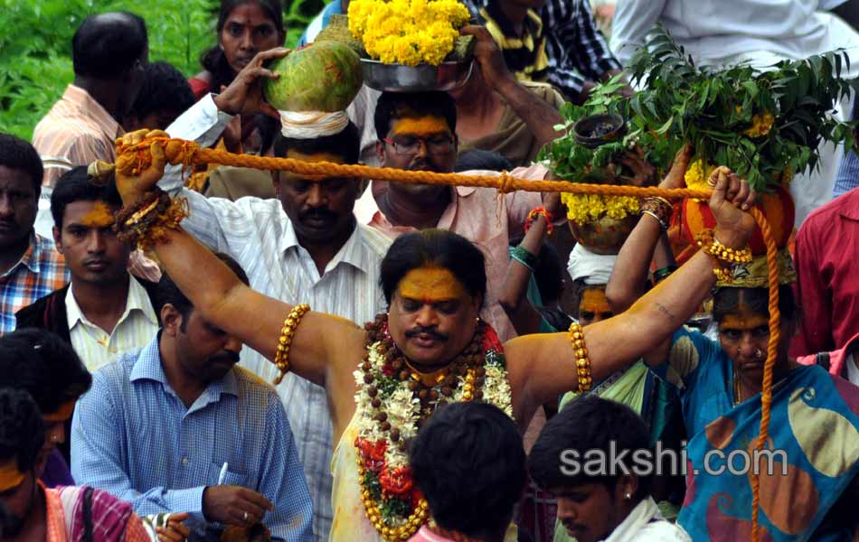 Bonalu Celebrations In Golkonda15