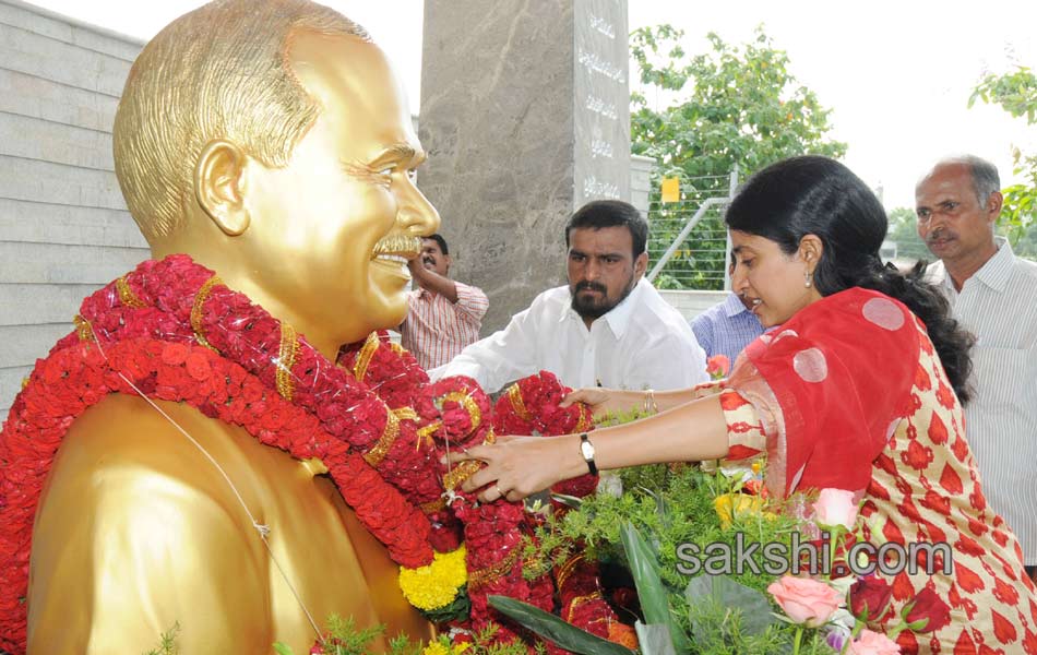 ys rajasekhar reddy 67th birth anniversary - Sakshi4