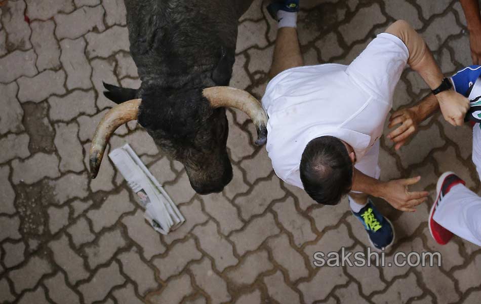 several injured during San Fermin festival in Spain2