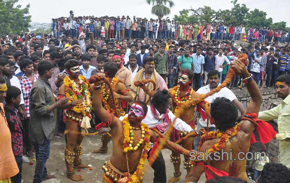 SriJagdambika Ammavari Bonalu celebrations in Golconda Fort32