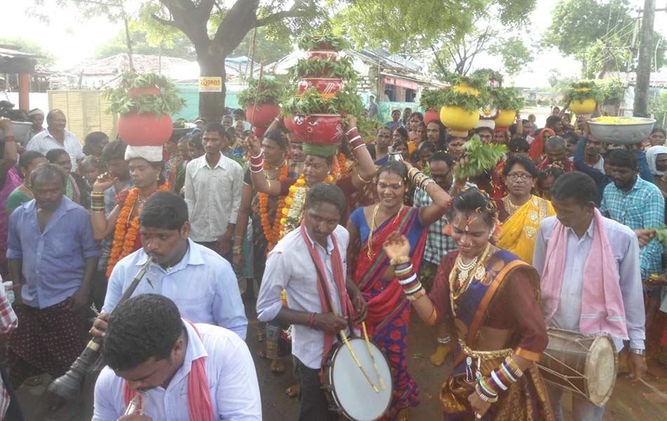 bonala festival - Sakshi4