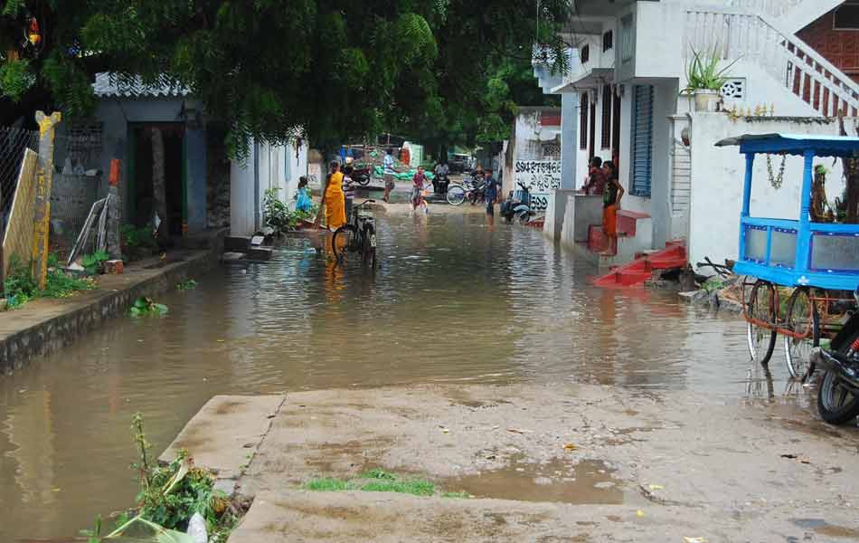 Heavy rain in SURYAPET6