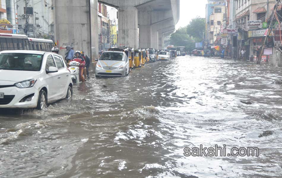 heavy rain in hyderabad - Sakshi9