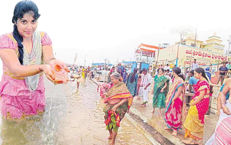 5th day godavari pushker at bhadrachalam1