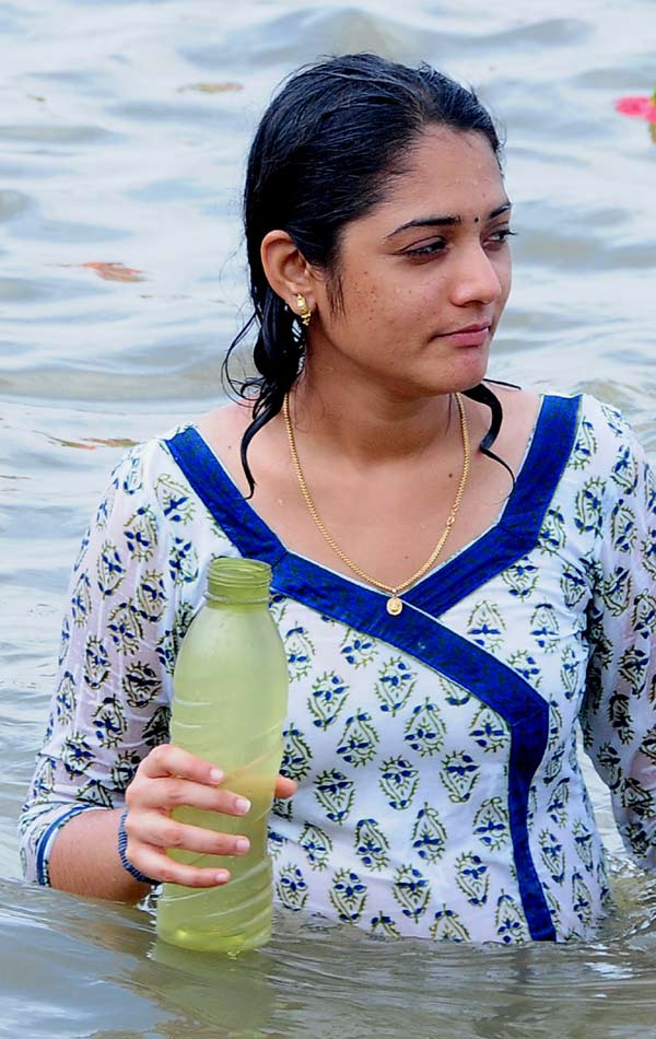 thrills stills - Sakshi3