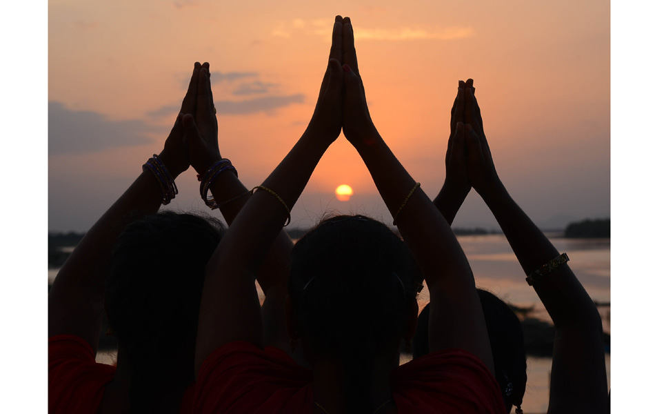 Spiritual atmosphere at Puskara ghat temples1