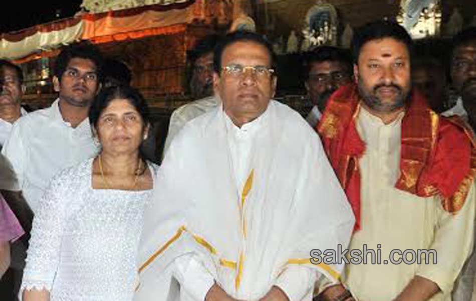 Sri Lankan President takes part in Suprabhata seva at Tirumala temple12