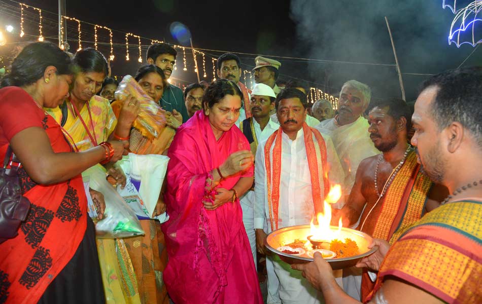 Krishna river Harathi mahotsavam4