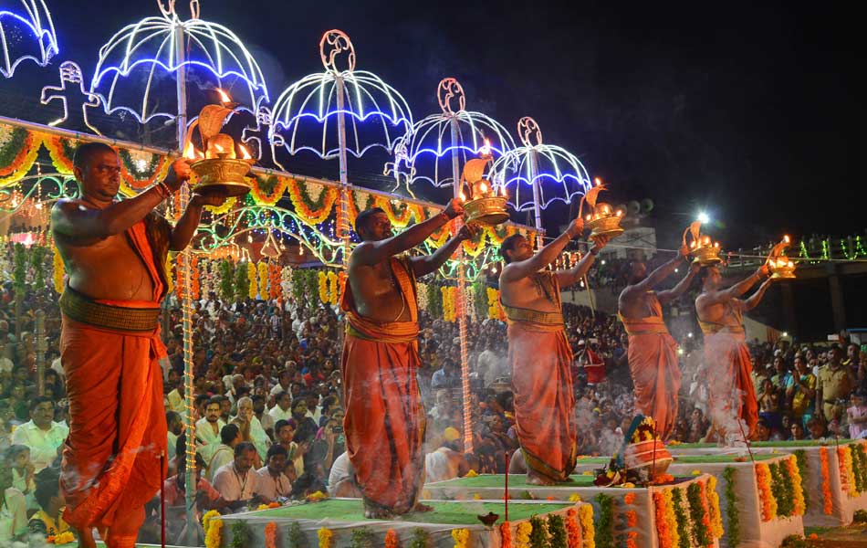 Krishna river Harathi mahotsavam3