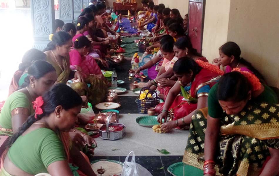 laxmi devi pooja10