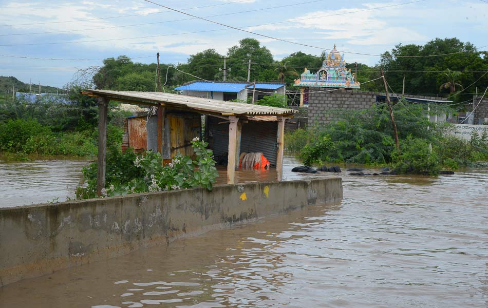 Heavy rains in guntur district18