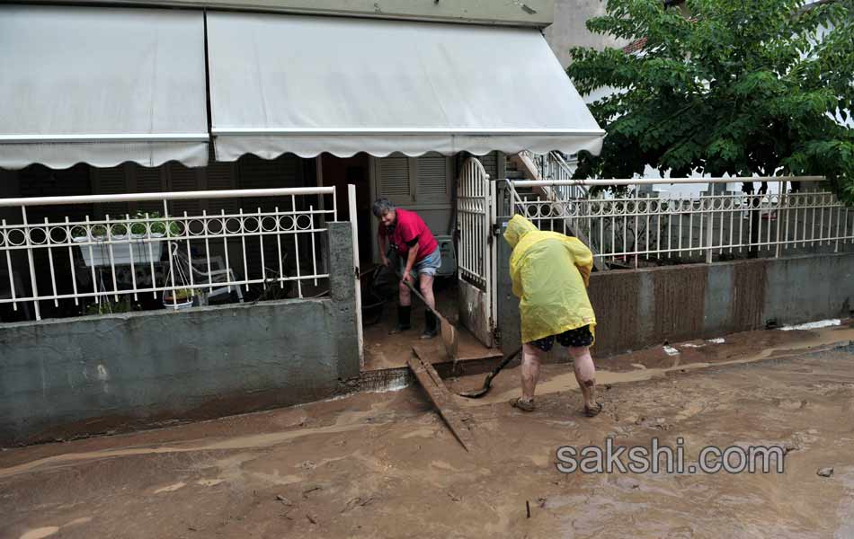 Heavy rains in Greece12