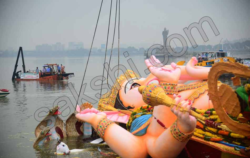 khairatabad ganesh nimajjanam14