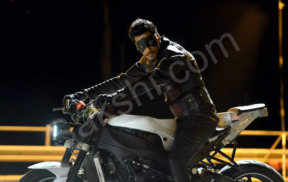 Jaguar movie stills3