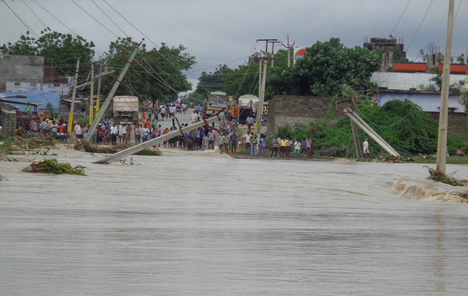 Heavy rain fall in guntur district16