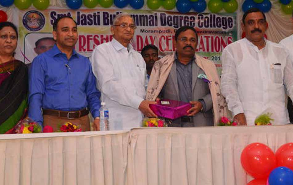 freshers day in jasti college8