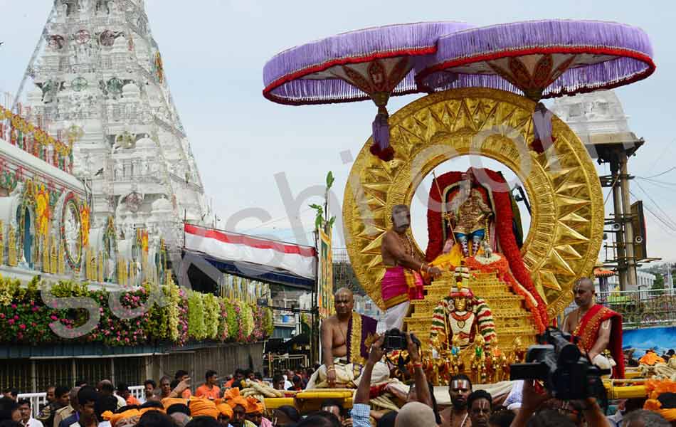 Srivari salakatla brahmotsavams on 7th day13