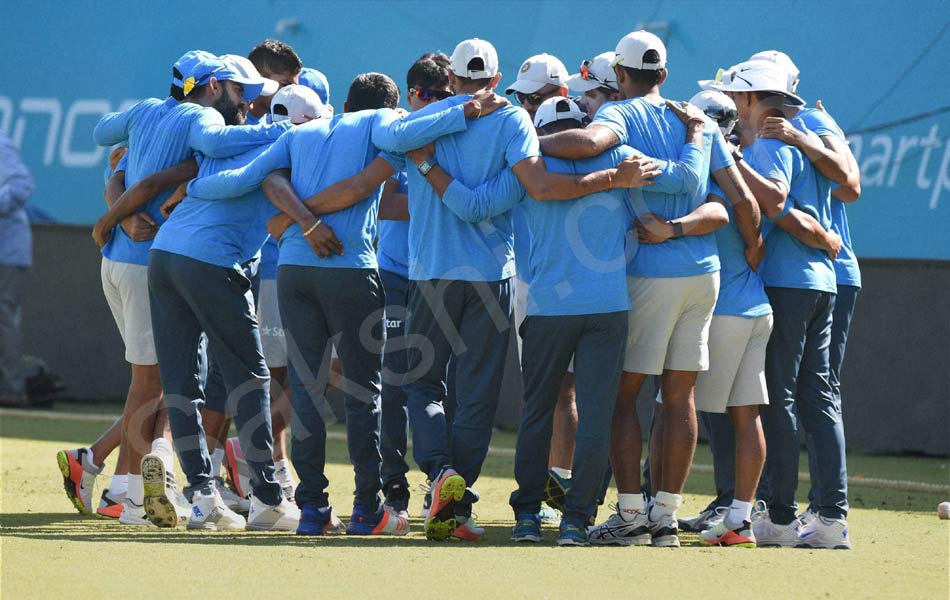 Team India players at a practice session3