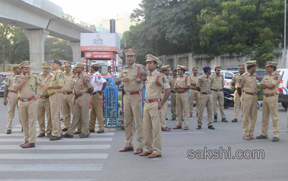 Home guards stage dharna to press for job regularisation15