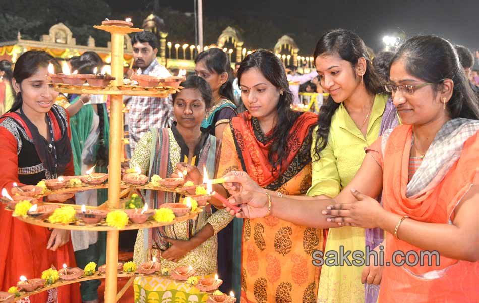 Bhakthi TV Koti Deepothsavam 2016 First Day3