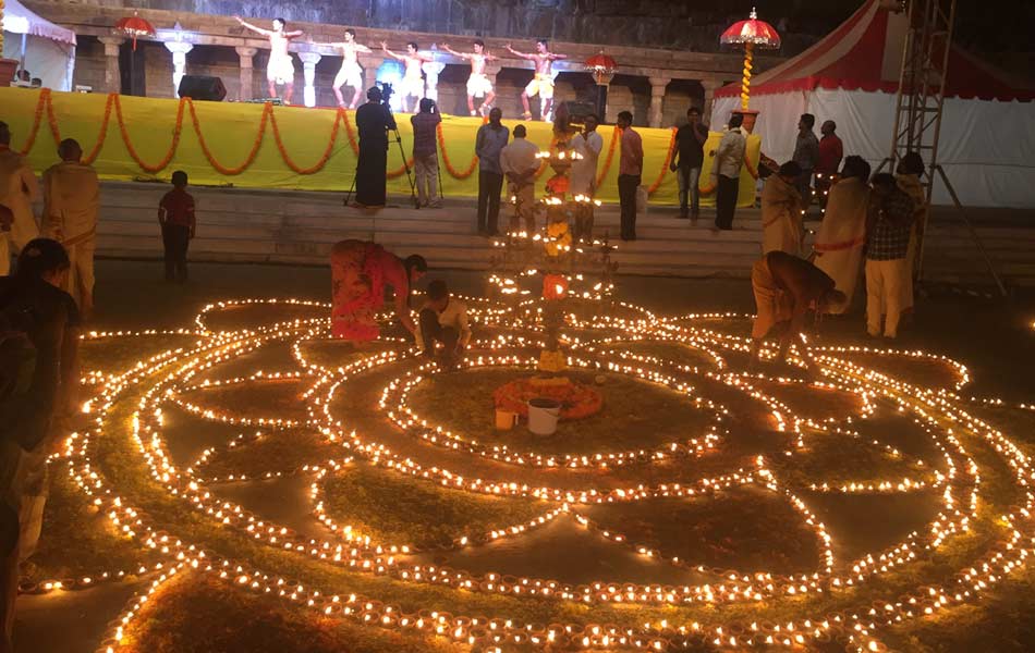 laksha deeparchana in srisailam - Sakshi5