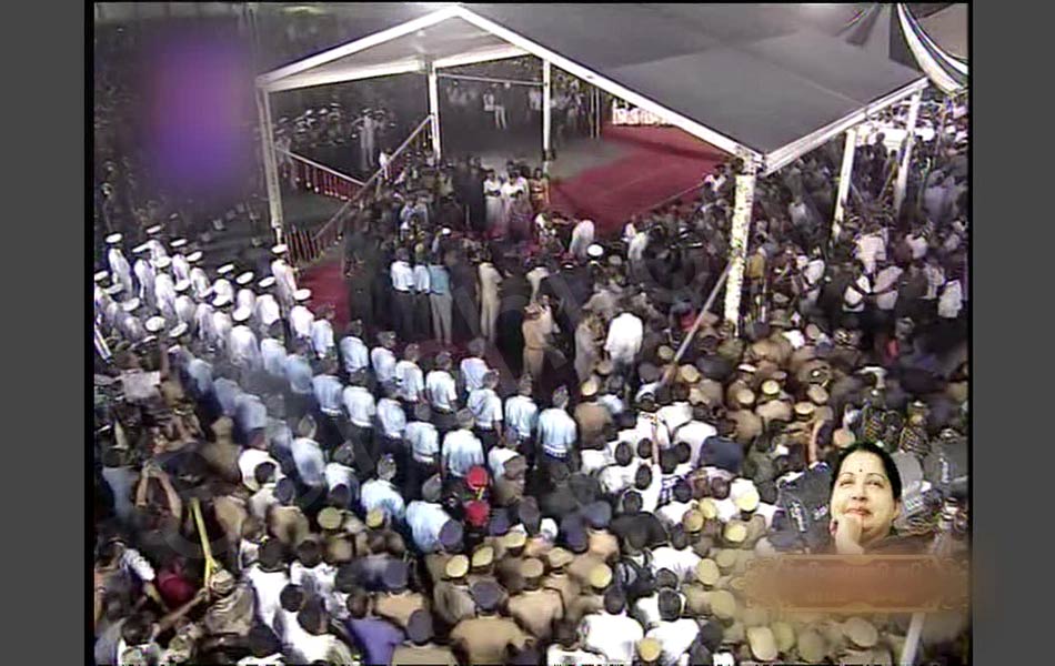 Jayalalithaa laid to rest4