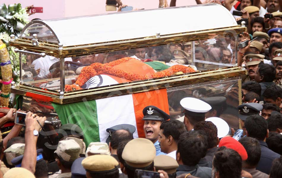 Jayalalithaa laid to rest21