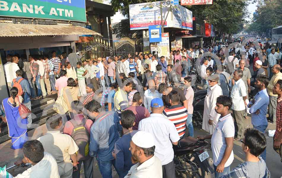 Long queues at banks no money in ATMs - Sakshi16