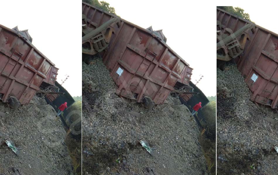 Goods Train derails at Wihirgaon station6