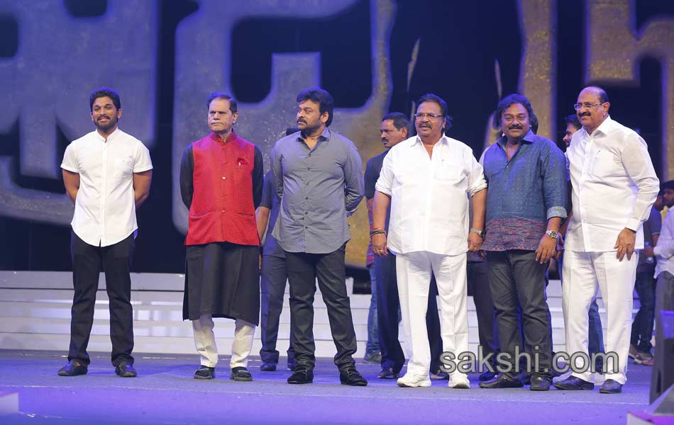 Chiranjeevis Khaidi No 150 pre release celebration35