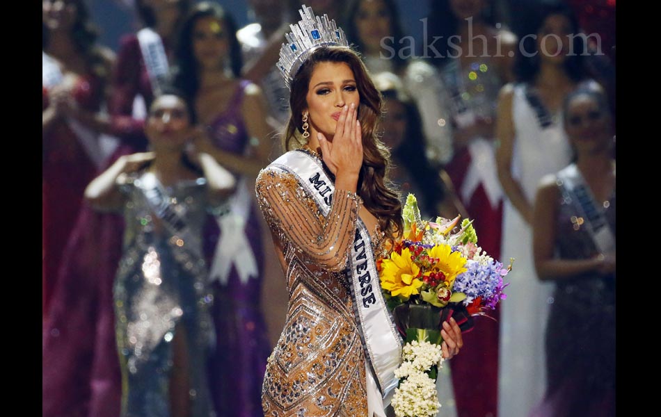 Miss Universe pageant at the Mall of Asia Arena in Manila12