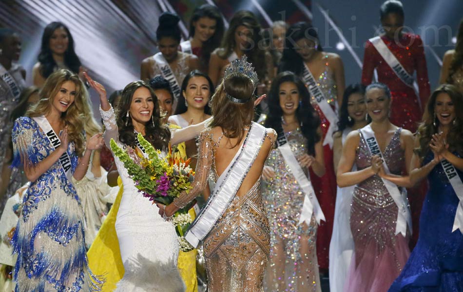 Miss Universe pageant at the Mall of Asia Arena in Manila14