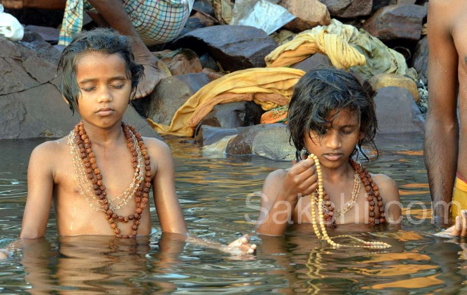 srisailam in mahashivratri - Sakshi7