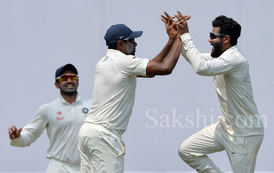 india beats australia by 75 runs in second test11