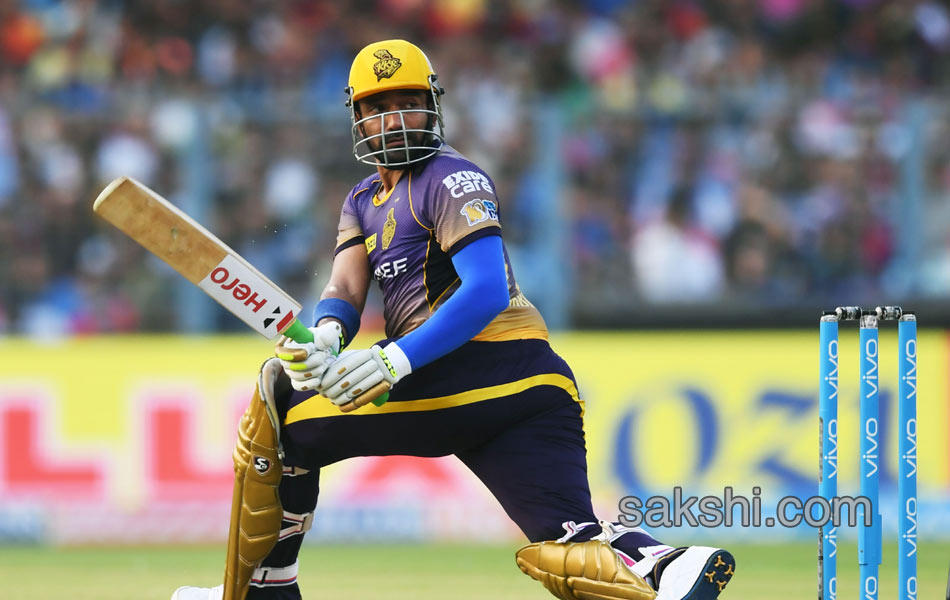 kkr beats Sunrisers Hyderabad by 17 runs11