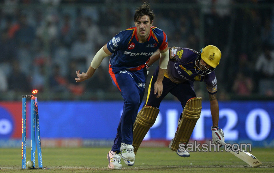 Kolkata Knight Riders beat Delhi Daredevils by 4 wickets5