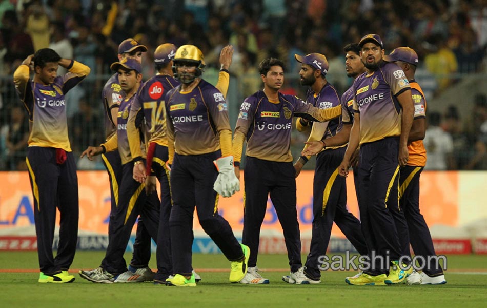 Gujarat Lions win by Kolkata Knight Riders - Sakshi7