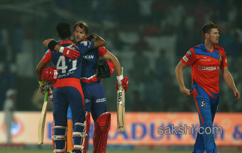 Pant and Samson bring brutal end to Lions  campaign - Sakshi14