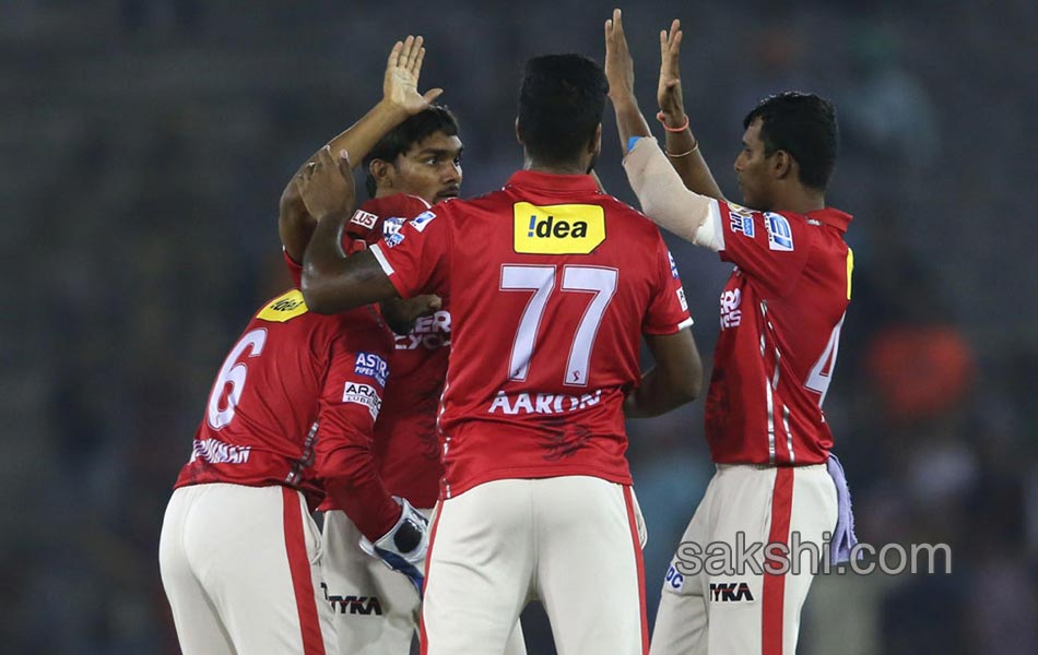 gujarat lions won by 6 wickets on kings xi punjab - Sakshi7