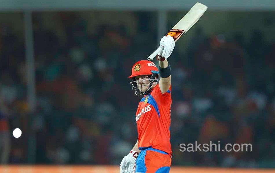 Delhi Daredevils beat Gujarat Lions by two wickets - Sakshi26