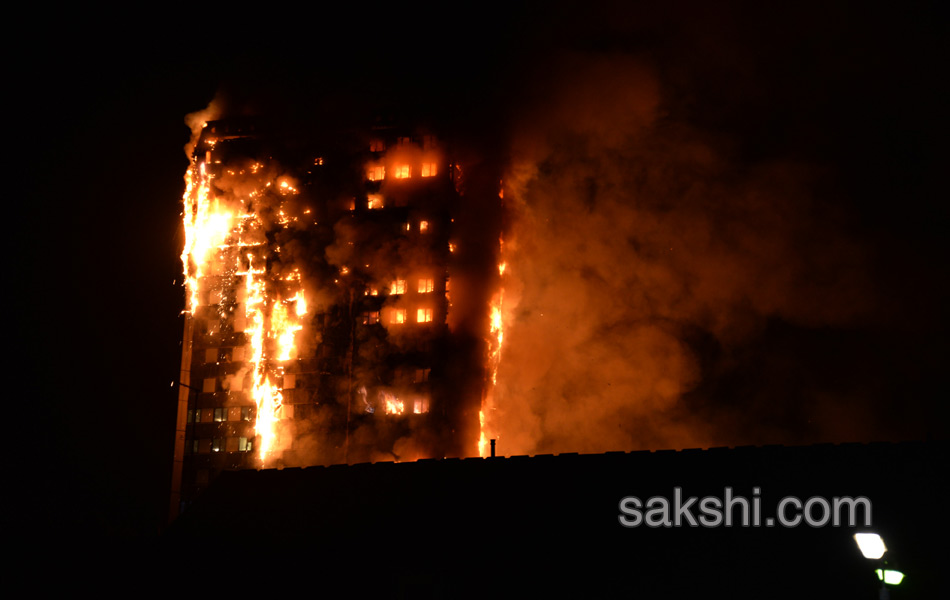 fire accident in london - Sakshi16