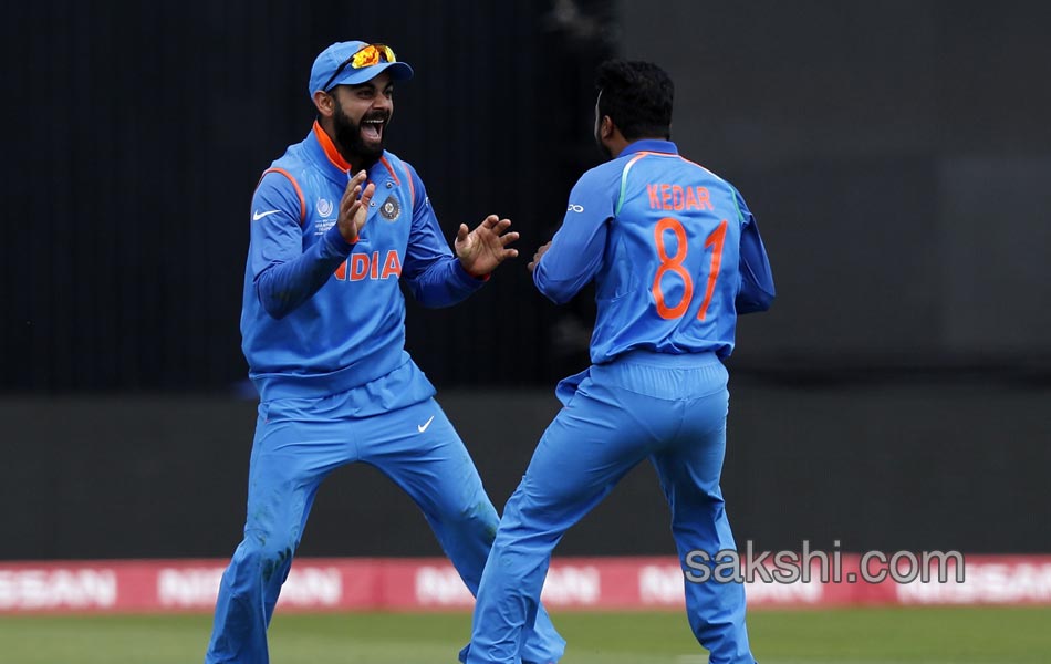 India thrash Bangladesh by 9 wickets in Champions Trophy semi final11