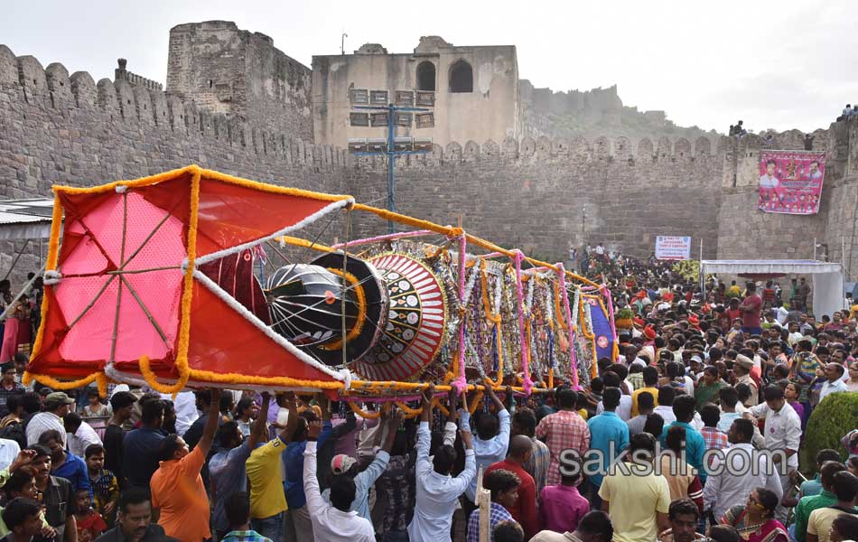 Golkonda bonalu2017 - Sakshi3