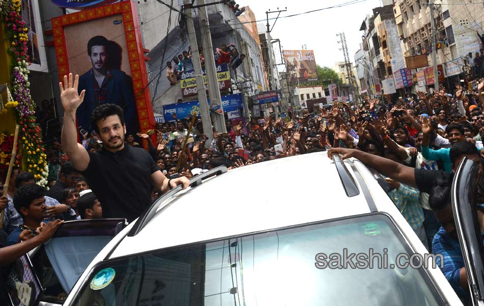 akhil samantha in karimnagar6