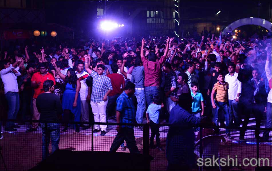 New year celebrations in Hyderabad - Sakshi18