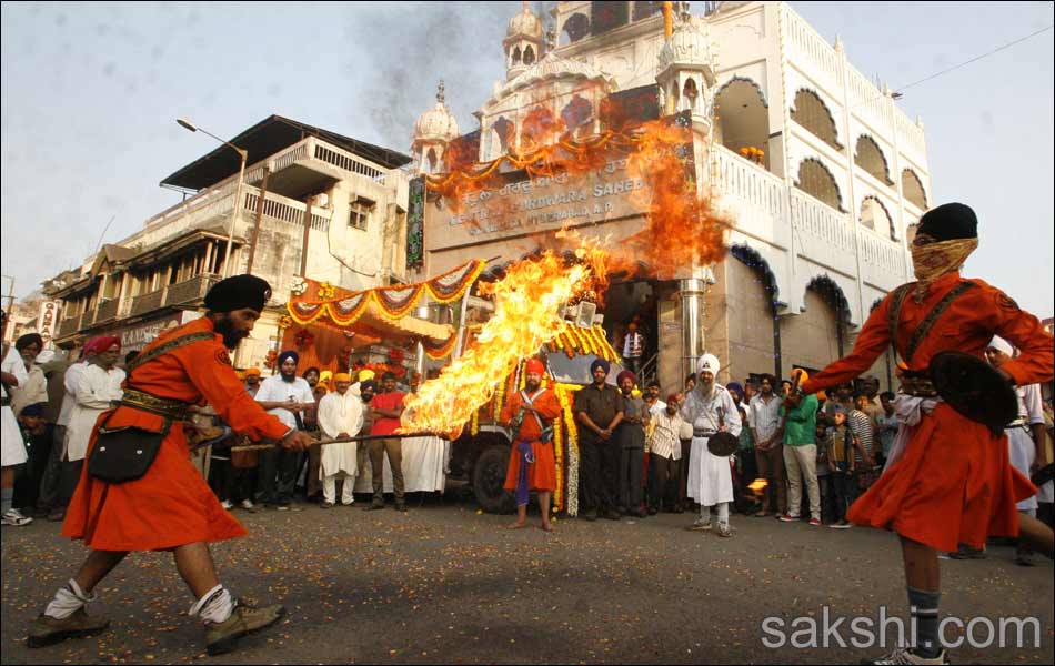 sikhs  stunts6