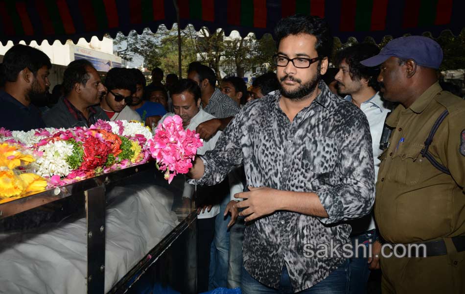 Tollywood Celebrities Pay Homage To Actor Uday Kiran - Sakshi16