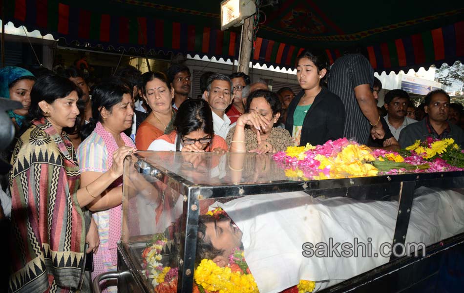 Tollywood Celebrities Pay Homage To Actor Uday Kiran - Sakshi25